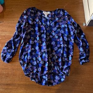 Bundle only JESSICA SIMPSON Navy Floral Nursing Top